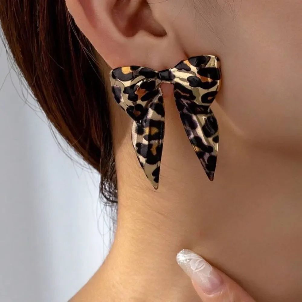 3for$20 1pair Metallic Bowknot Design Exaggerated Stud Earrings For Women